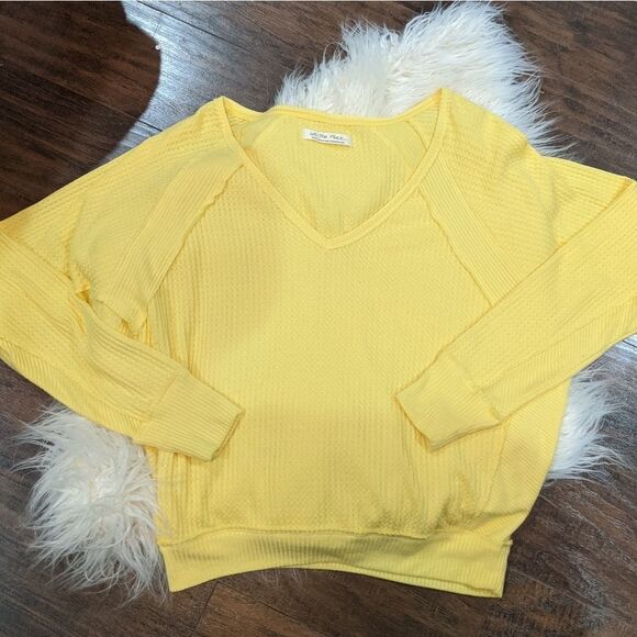 Free People Light Yellow Sweater V-Neck | Small - Picture 6 of 6
